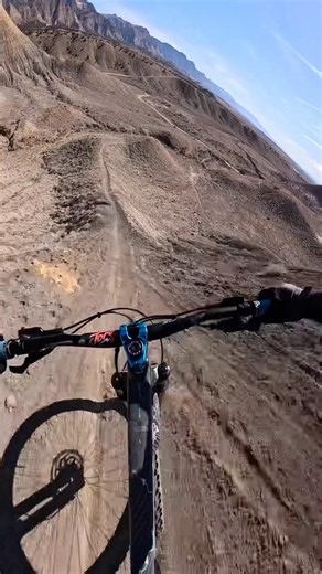 Are you riding this steep chute? #mtb #bikes #mountainbike #downhillmtb #bike