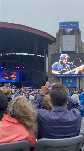 “We just disagree” by Dave Mason - Live in Jones Beach, NY 8-8-24