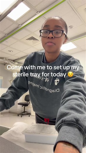 Setting Up a Sterile Tray for Medical Procedures