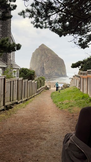 Cannon Beach — bucket list moment. High waves, salty wind, and the kind of view you don’t forget. #CannonBeach #PacificOcean #BucketListTravel #OregonCoast #PNWLife #PNWAdventure #ExplorePNW #VisitOregon #CoastalViews #OceanWaves #HighWaves #BeachVibes #SaltAir #NatureEscape #WanderMore #TravelDiary #NatureLovers #EarthMagic #AdventureTime #ScenicViews #BeachPhotography #OceanLovers #WildCoast #TravelUSA #AmericaIsBeautiful #CoastalLife #ExploreMore #TravelInspiration #WestCoastLife | Magdalene 