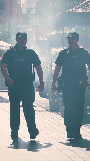 🗣️“What does a Police Security Officer do?!” We’re glad you asked. Police Security Officers (PSOs) assist Police Officers by completing a number of different duties across three branches - Security Control Centre (SCC), District Support Section (DSS) and Protective Security Section (PSS). PSO Jason works within DSS and in this video he shows you a glimpse of some on the extended duties of his role. So what are you waiting for? Apply now, learn more or watch the full video - link in bio #Hiririn