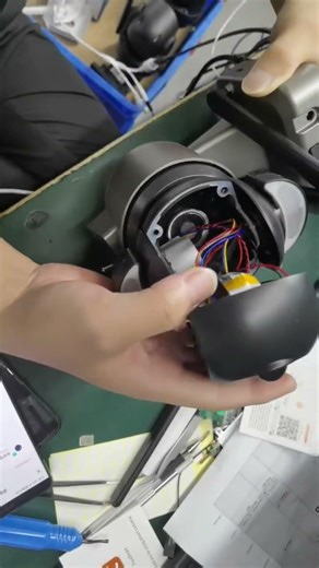 How to troubleshoot wiring problems with a rotating lens