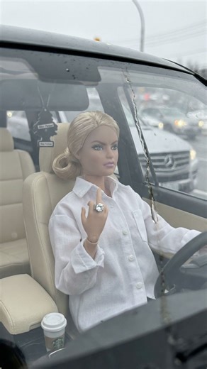 МОБИЛОГРАФ | UGC КРЕАТОР| СММ🇰🇬 on Instagram: "🌚💅🏻"