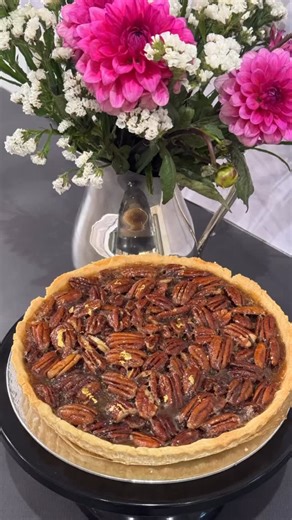 ✨ Pecan Pie Season Is Here! ✨ Buttery, sweet shortcrust pastry… loaded with crunchy pecans… filled with a rich caramel centre and a touch of real vanilla bean paste. Pure holiday comfort in every slice 🤎🥧 Whether you’re celebrating Thanksgiving tomorrow or already getting excited for Christmas next month, now’s the perfect time to order your pecan pie! 📍 Leederville, Western Australia DM to place your order & make your celebrations extra delicious! 🎉 9 inch /22.5cm - serves 8 $60 6 inch / 15
