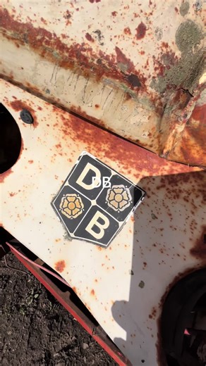 David Brown 996 with cab for sale at the Oct 2025 York Machinery auction. #davidbrown #casedavidbrown #tractorlife