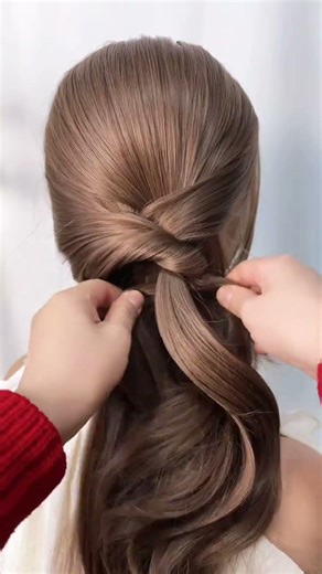 Round Your Head Instantly: The Ultimate Side Braid Hack