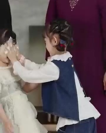 28K views · 995 reactions | END สิ่งแรกที่เด็กหญิงตัวน้อยทำหลังจากเกิดใหม่คือการตัดสัมพันธ์กับพ่อแม่บุญธรรมของเธอ | Express IELTS - Kathmandu Nepal | Facebook