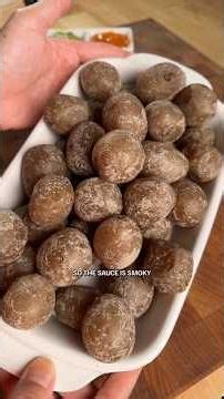 I thought these potatoes were covered in sugar (Papas Arrugadas con Mojo)