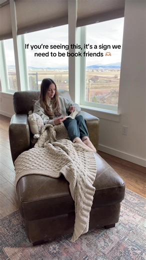 My Genres: Romantasy aka Romantic Fantasy, Dark Romantic Fantasy, High/Epic Fantasy ❤️‍🔥🧝🏼‍♀️⚜️🔮🌶️⚔️ What are yours? #booktok #romantasy #bookish #readersofbooktok #booktokfyp