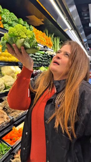 Alex Guarnaschelli The “ICAG” on Instagram: "Broccoli + Cauliflower = Romanesco! Want to see how I cooked it? Let me know in the comments. #romanesco #broccoli #cauliflower #cooking #chef"