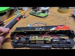 ESU decoder's and how hardwire ESU 8 pin decoder