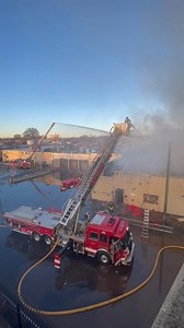 Live nearly 8 hours into the Linden 3rd alarm commercial fire. @lindenfmba @hillside_firefighters • Help support DR2 on patreon www.patreon.com/Demonracer2 Additional photos can be found at demonracer2.smugmug.com • • • • • • #Fire #Firetruck #Firetrucks #Fireengine #fireengines #firerescue #firedept #firedepartment #firefighter #firefighting #firefighters #firetrucksofamerica #firetrucksofinstagram #fireapparatus #firetrucksdaily #firedepartmentlife #fireman #firemen #fireservice #dr2 #demonrac