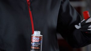 Problems with high fuel consumption, decreasing engine performance, rough engine running and poor emissions values? LIQUI MOLY provides remedy. https://liqui-moly.to/engine_system_cleaner #LIQUIMOLY #TechTuesday | LIQUI MOLY