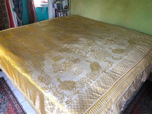 Vintage Reversible Italian Silk Bedspread, Mint Condition, 82”w. X 93”l. - Etsy