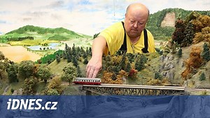 Modeláři z Plzně otevřeli na pár týdnů lidem svůj svět jezdících vlaků - iDNES.cz