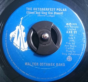 Walter Ostanek & His Band - The Oktoberfest Polka (Stand And Sing Ein Prosit)