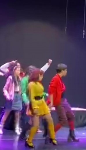 Descubre Heathers: El Musical en Chile