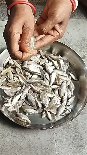 fish clean 🔵🔥 for cooking #mycooking #fish #fishgravyrecipe #food #fishcooking #cookingmethods