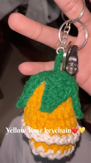 Yellow rose 🌹 keychain❤️💛 #shortsyoutube #trendingshorts #shortsyoutube #handmade #keychain
