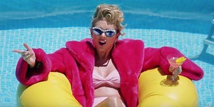 Taylor Swift Fan Goes Viral On TikTok For Looking Exactly Like Taylor Swift