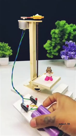Raised Floor Mechanism Using DC Motor 😱 | Smart Mechanical Lift Experiment #Tech #dcmotor #shorts