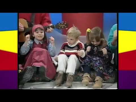The Wiggles - Joanie Works With One Hammer