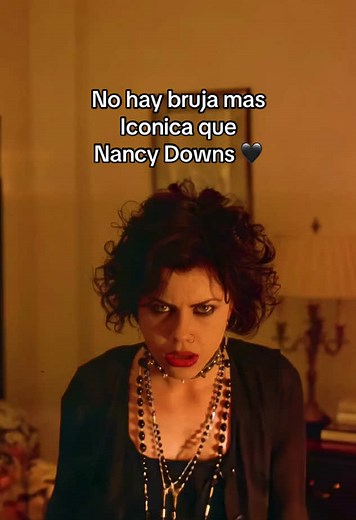 La icónica bruja Nancy Downs en The Craft