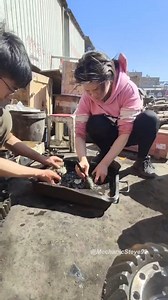 Cleaning and assembling a differential. #auto #mechanic #automotive #automechanic #differential #autos #truck #differential | Mechanic Steve