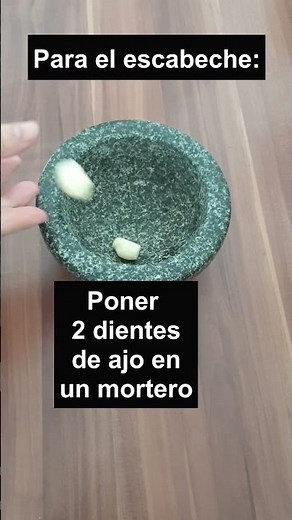 Salmón en escabeche con papas al horno