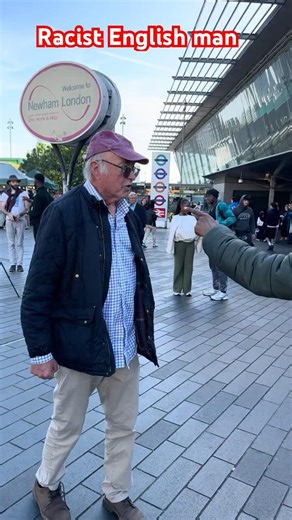 Raćist trying to Punch Muslim @ Stratford| Speakers Corner