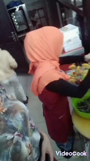 Creative Kitchen Cooking: Fruit Marinade Preparation