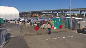 In Tacoma, police, service workers reach out to change where homeless live