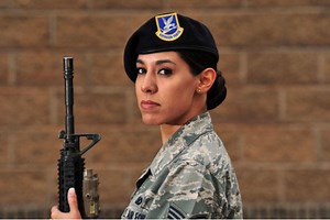 Which Military Branch Has the Most Females? - Forever Wingman