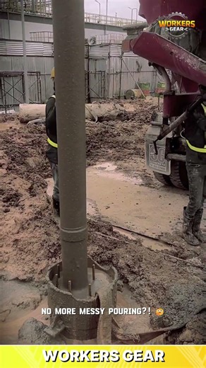 Efficient Concrete Hopper Tool for Precise Pouring and Foundation Work in Muddy Construction Sites
