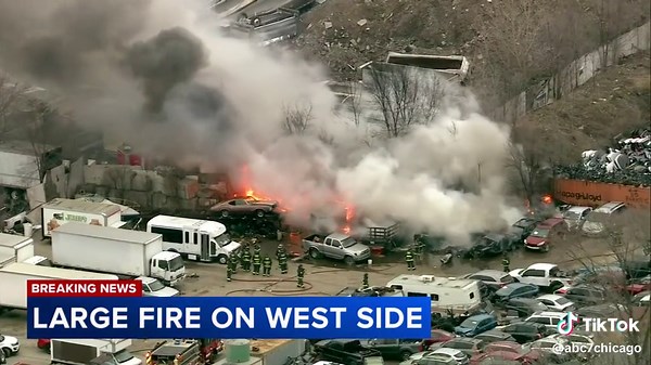 A large fire broke out at a West Side scrap metal yard on Friday afternoon. #news #chicago #fire #fyp #chicagofire