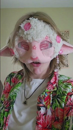 Thanks to ‪@sp1ritfox‬ for making this BEAUTIFUL mask! (Go check out the unboxing video ;)