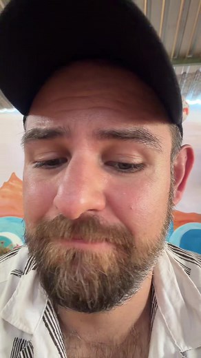 Después de 10 días en México me di un baño de realidad 🥲🫠… no se puede superar la comida de aquí, por más que se intente creo que no se le puede llegar. 👉🏻 Si quieres cocinar como un verdadero mexicano o encontrar restaurantes y tiendas mexicanas cerca de ti, entra a recetasmexas.com ❤️ Un sitio creado por mí para todos ustedes 🇲🇽🇪🇸 #tacos #taquerias #mexico #comidamexicana