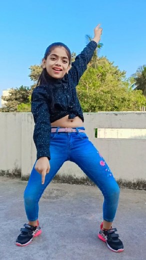 Sibabrata Sahoo on Instagram: "Buago tuma pyar ❤️😜 . . . . . . #sambalpurireels #sambalpurisong #odiajhia #reelitfeelit #reelsinsta #reelkarofeelkaro #reeldance #comedy #expression #viralpost #trending #explorepage #foryou #littlearpu #littledancerarpita"