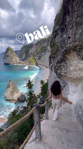 Reha Adani on Instagram: "tag your friends and get that trip out of the group chat😤🧡✨ Bali has a lot of experiences to offer, and all of them can be booked through the @headout app for up to INR 4,000 off using my code ‘REHA’🌴🌊🏁🎟️ #stitchyourmap #justheadout #letsheadout #headoutinDubai #Bali #Indonesia #baliwithfriends #baliactivities #baliexperiences #baliguide #baliitinerary #baliindonesia #balilife #balitrip #balitravel #balivibes #balitips"