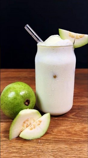 Guava Milkshake 🥤 | Creamy & Easy Summer Drink #shots #milkshake