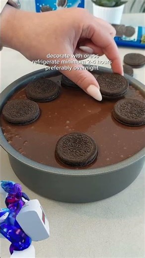 Roblox Runaway OREO CAKE #roblox #funny #meme #shortsviral
