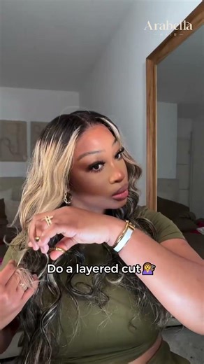 I love Color 🤭 This wig is FIRE I can’t even Fake 😭😭🤩#arabellahair #curlstutorial #softwaves