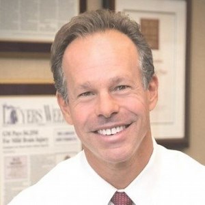 Steven  Gursten