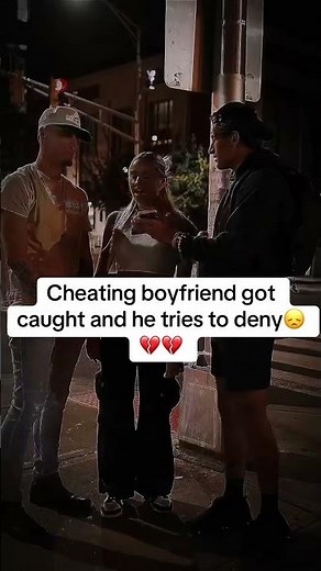 Girlfriend’s Secret Snapchat Stories Expose Cheating