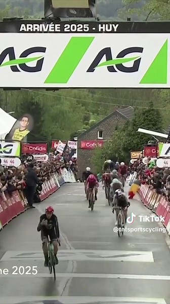 Tadej Pogačar Wins La Flèche Wallonne 2025! 🚀