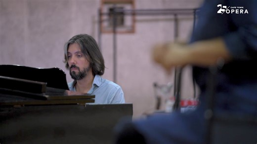 Step into the spotlight and witness the magic behind-the-scenes of La voix humaine! 🎭✨ Directed by Magdalene Minnaar, "La voix humaine" (The Human Voice) features Janelle Visagie as The Woman, a role that earned her the Fleur du Cap Theatre Award for Best Female Opera Singer in 2018. Based on Jean Cocteau’s 1950s play, this one-woman masterpiece by Poulenc portrays the harrowing effects of dementia, capturing the protagonist’s battle with the condition through fragmented memories and confusion.