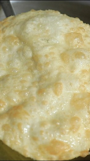 Poori Recipe || Soft Puffy and Round Puri Recipe || Easy Nashty wali Halwa Poori (Easy Tips) #poori #halwapoori #roundpoori #nashtywalipoori | Kun Foods