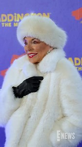 Joan Collins stuns at "Paddington: The Musical"
