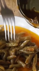 475K views · 1.6K reactions | Taste Testing MRE Food 參 #reels #MRE #mealsreadytoeat #tastetest #food #cannedfood | Emmymade | Facebook