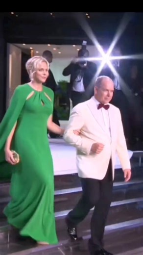 Monaco knows how to set a stage. Last year, Prince Albert II and Princess Charlene opened the evening with that unmistakable presence — measured, composed, understood without explanation. The Rose Ball is never just an event. It’s a statement of continuity, symbolism and quiet authority. In four weeks, the doors will open again. Monaco-Life.com — over two decades of perspective. Will this year’s Rose Ball surpass expectations? #monaco #montecarlo #travel #luxurylifestyle #exclusive | Monaco-Life